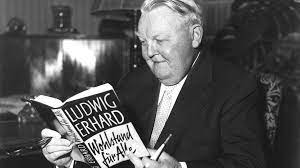 Uneinheitliche verwendung des begriffes wirtschaftsordnung und abgrenzung zu wirtschaftssystem in der wirtschaftswissenschaftlichen literatur. Ludwig Erhard Vater Der Sozialen Marktwirtschaft Und Des Wirtschaftswunders Zeitgeschichte Franken Br De