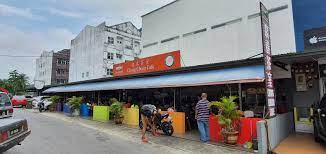 Search for best sarawak laksa continues về chong choon cafe. Chong Choon Cafe Kuching Malaysia Travelopy