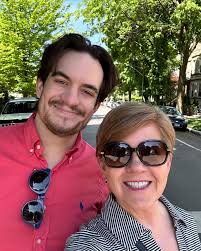 I have Flu A which the nurse says is going around. I am ABSOLUTELY  depleted! 🤧🤢😷