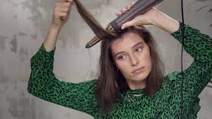 If you have short hair and you want to get curly hair, the small size barrel is suitable for you to. Babyliss Air Style 1000 Hot Air Styler 2136u Babyliss