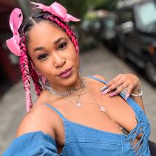 Oye Ma! ✨✨✨✨👄