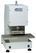 Tornio parallelo ctt ursus 250, dimensioni lavorabili, altezza ponta 250 mm, lunghezza 1000 mm. Fustellatrici E Fustelle Acquati G Srl Dinamometri Macchine Prova Materiali