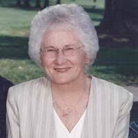 Donna Dearth's Instagram, Twitter & Facebook