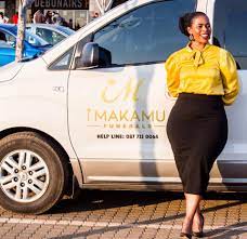Kadhalika makamu wa rais dr mpango amewapa wanaparokia wenzake salamu. Bishop Makamu With Imakamu Funerals You Can Cover Upto Facebook