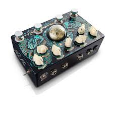 Moon Canyon Www Drno Effects Com Handmade Guitar Guitar Effects Pedals Guitar Effects