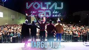 Vino și tu să cânți și să dansezi pe cele mai cunoscute hituri voltaj și să descoperi noile piese de pe ultimul lor album: Voltaj Ca La 20 De Ani Tour Targu Jiu Youtube