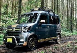 fafリフトアップスプリングでおなじみのフォレストオートが 初のホンダ車となるn vanの開発に着手 しかもバネだけでなく クロカンルックに生まれ変わるボディパーツもリリース 他とは違うn vanに乗りたい人は必見だ エクステリアのイメージは昔ながらの四駆らしさ