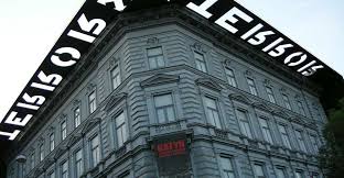 The house of the deadsystem: Budapest Fuhrung Durch Das Haus Des Terrors Getyourguide