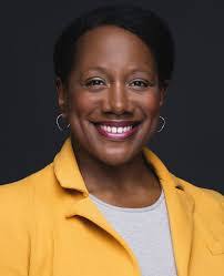 Melissa Barratt's Instagram, Twitter & Facebook