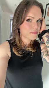 Transformative Makeup Tips for Transgender Individuals