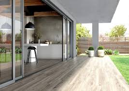 Terrassen Und Wege Mit Fliesen Und Platten Neu Gestalten Http Baufux24 Com Keramische Akzente Setze Design Fur Zuhause Moderne Hausentwurfe Neues Zuhause