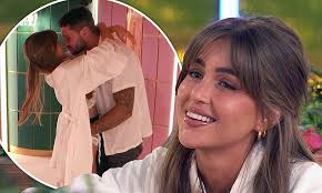 Love Island All Stars: Georgia Steel plays Tom AND Callum as her indecision  over the two hunks continues