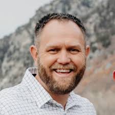 We are looking for amazing people to join our team.