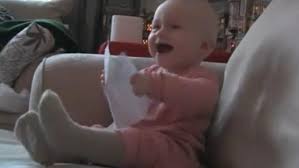 Video La Risa Contagiosa De Un Bebe Cosas De Peques