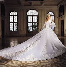 Classic Lace Long Train Wedding Gown Expensive Wedding Dress Most Expensive Wedding Dress Beautiful Wedding Gowns