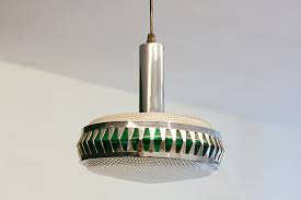 Title of work ufo speaks for itself, so as the outline shape of the lamp reminds us that unusual object, around which so much inexplicable and my развернуть. Vintage Ufo Lamp Chroom Groen Froufrou S