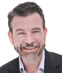 12 CANDIDATES VIE FOR 5 COUNCIL SEATS IN ISLAMORADA