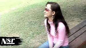 Mutahar dan syairnya menggambarkan tekad warga universitas indonesia untuk bersatu mengamalkan tridharma perguruan tinggi,melalui lirik yang berbunyi: Wings Ms Peronda Jaket Biru Lyrics Genius Lyrics