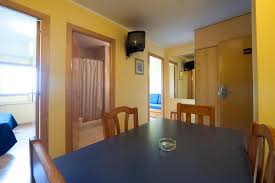 Apartamentos k2 sijaitsee ihanteellisella paikalla andorran pas de la casassa 100 metrin päässä grand valiran hiihtokeskuksesta. Pas De La Casa Net Book Hotel Apartamentos K2 A Pas De La Casa