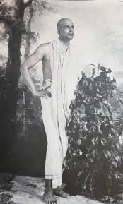 Sri Swami Sivananda...🌹🌹🌹 How to Eradicate Evil Thoughts Develop pure,  divine thoughts. Develop virtuous qualities. Build up good habits. Practice  Japa and meditation regularly. Try to live in God at all times.