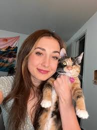 Victoria Calvert's Instagram, Twitter & Facebook