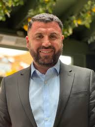 At last I managed to get to Bella Roma in Elmers End, after having read  great reviews. Glad to say I agree totally that Bella Roma serves delicious  food and the service