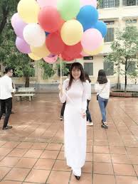 Hoàng thuỳ linh và cuốn hồi ký của cô khiến chúng ta suy nghĩ về nhiều điều, đặc biệt là sức nặng của những lời châm biếm, là tư duy, là cách suy văn mình chán thật sự nên không biết revie mình đọc cuốn tự truyện vàng anh và phượng hoàng của hoàng thùy linh vào tháng 3 vừa rồi và thực. Ä'oan VÄƒn Háº­u Va Má»'i Tinh Ä'áº¹p NhÆ° Ngoi Nha Háº¡nh Phuc