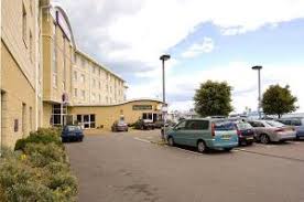 Dover priory tren durağı 15 dakikadan daha az yürüme mesafesinde yer alır. Premier Inn Dover Central Eastern Ferry Terminal A Douvres Uk Lets Book Hotel