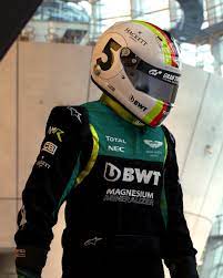 Icm designs has published a possible variant of the new vettel helmet on facebook. Tom Bellingham On Twitter Live Now Creating A Sebastian Vettel Aston Martin Helmet And Overalls On Gtsport Https T Co Eekxgnjftm