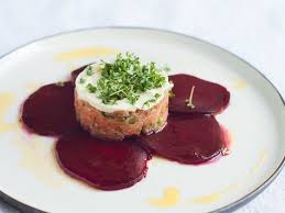 Lachs Tartar Auf Rote Bete Carpaccio Und Wasabi Creme Rezept Rote Bete Carpaccio Vorspeise Und Vorspeisenrezepte