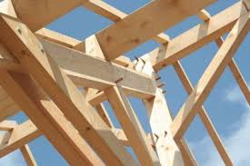 Utilisation pour la réalisation de charpente, plancher ou toutes constructions en bois. Bastaing Sapin Epicea Traite Classe 2 63x175mm L 6m Bois Panneaux