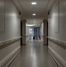 The hospital hôpital psychiatrique at the address: Immersion 5 Jours Dans Une Clinique Psychiatrique Neon