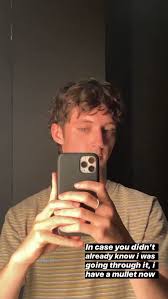 Ï Ðª Ð´ Ðµ Ð¦ Ð³ On Twitter Troye Sivan Mullet Https T Co O49zgv43ke Troye sivan's gear and equipment including the apple logic pro and rode k2. Ï ðª ð´ ðµ ð¦ ð³ on twitter troye sivan