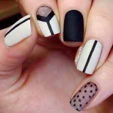 Graduation Nails Designs To Recreate For Your Big Day Graduation Nails Graduation Nail Designs Prom Nail Designs