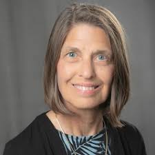 Broad alumni bond with students through virtual consulting projects