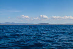 Resultado de imagem para LINHA AZUL DO MAR