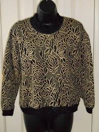 Black And Gold Sweater Vintage Black And Gold Rose Pattern Crop Sweater By Juniperlaneaz On Etsy 12 00 Floral Pattern Cropped Sweater Pattern