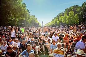 Am brandenburger tor fand heute eine demo für julian assange statt. Querdenken Stuttgart Berliner Corona Demo Erlaubt Das Sind Die Details Politik Stuttgarter Zeitung