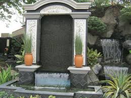 Kolam ikan yang penuh tanaman pilihan. Mau Pasang Air Mancur Di Rumah Perhatikan Hal Ini Okezone Economy