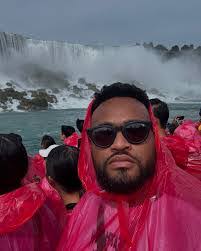 Drew Keys's Instagram, Twitter & Facebook