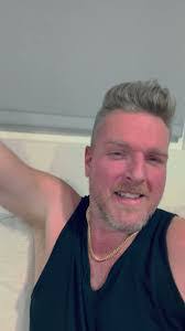 Brandon Beavers's Instagram, Twitter & Facebook