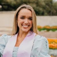 Adrienne Holder's Instagram, Twitter & Facebook