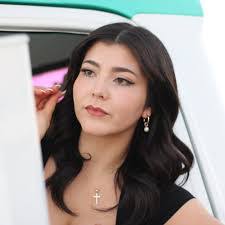 Bailey Beebe's Instagram, Twitter & Facebook