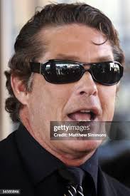 204 fotos e imágenes de alta resolución de Lou Simmons