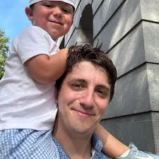 Straight up nonsense just bought 5 2024 topps Japanese hobby boxes and they  got shipped in a fed ex bag with bubble wrap around the boxes 🤦‍♂️ I don't  even know what