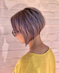 If that piques your interest, we'll help you choose the right short bobs for you based on your face shape and hair type. 33 Hot Graduated Bob Haircuts For Women Of All Ages 2021 Update