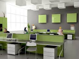 Suasana industrial yang menonjolkan unsur asli material dengan finishing natural membuat tampilan kantor yang lebih dinamis. 5 Cara Supaya Ruang Kantor Tidak Terasa Sumpek
