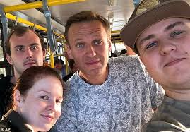 See more of génération identitaire on facebook. Fsb Assassins Were Behind Navalny Poison Attack