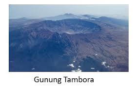 Gunung merapi kaldera gunung berapi jenis ini terbentuk dari ledakan yang sangat kuat yang melempar ujung atas gunung sehingga membentuk cekungan. 5 Jenis Gunung Api Berdasarkan Bentuknya Haloedukasi Com