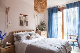 Pendant lighting can be hung on either side of the bed and used as an alternative to a bedside table lamp or wall sconce—or even over the foot of the bed, as. 5 Ideas For Bedroom Pendant Lights That Aren T Obvious Choices Houzz Ie